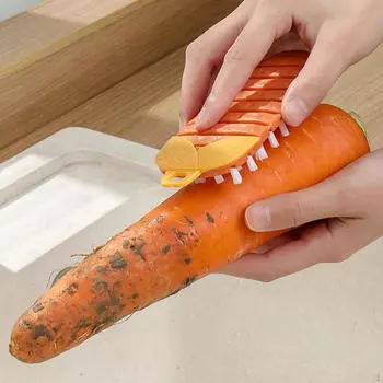 Гибкая скребковая щетка для фруктов, овощей и моркови белый