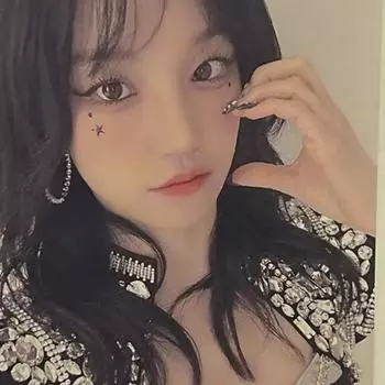 Gidle Cgv Gidle Yuqi Сезон дождей Фотокарточка Неделя 1 Только