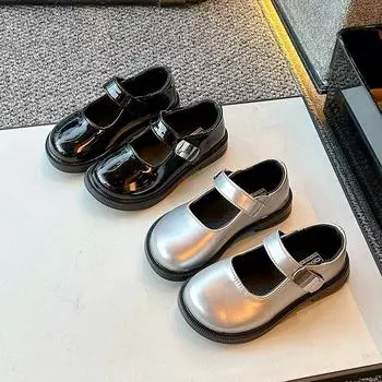 Girls Black Performance Shoes Round Toe Gloss Children Princess Shoes with Metal Decoration 2024 New Girls Flat Shoes Soft Sole 26 чёрный