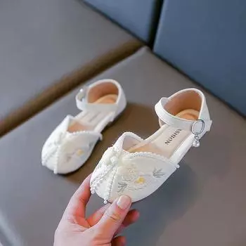 Girls Casual Flat Shoes Retro 2024 New Kids Embroidered Elegant Leather Shoes Children Sweet Princess Shoes for Party Wedding 26 бежевый