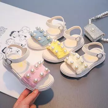 Сандалии на толстой подошве для девочек, летние детские туфли с жемчугом, элегантные туфли для вечеринок, открытые туфли на плоской подошве для принцесс, повседневные модные детские пляжные сандалии 26 белый