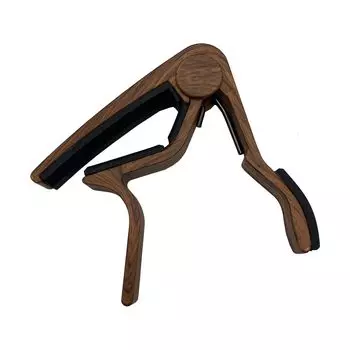 гитара легко устанавливается и имеет классический J-образный каподастр с текстурой под дерево, крепится и снимается, (грецкий орех)