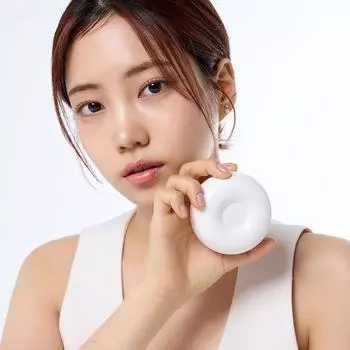 Глазурованный светящийся кушон Mad Peach 21 LIGHT BEIGE