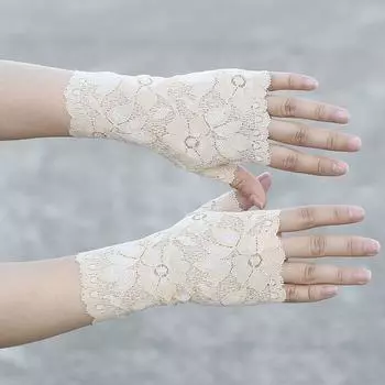 Gloves Women Thin Lace Half Finger Short Open Finger Sun Protection Scar Cover Tattoo Playing Piano Dancing Wrist Protection Ice Silk Skin color 16cm One size