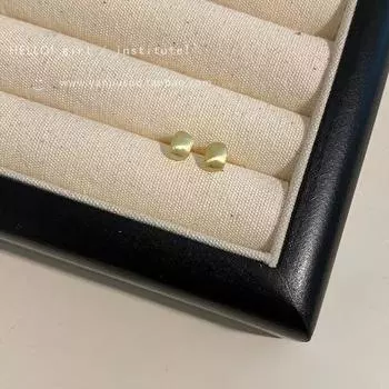 Gold Brushed Bean-Shaped Stud Earrings New Arrival 2025 Hot-Selling Earrings Women s Cold Style Minimalist Elegant Minority All-Match Earrings Small size Golden brushed peas
