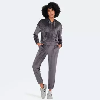 ГОЛОСОВАНИЕ Женский спортивный костюм