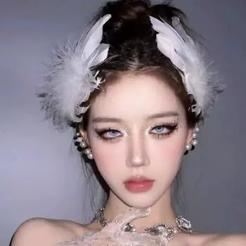 Головной убор из перьев белого лебедя: Заколка для волос «Балетная принцесса» и свадебная заколка для подружек невесты