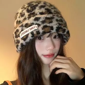 Головной убор с леопардовым принтом в стиле ретро для женщин 2024 года, новая универсальная шерстяная шапка, теплая холодная шапка, защита от холода, шапка-ушанка M56-58cm