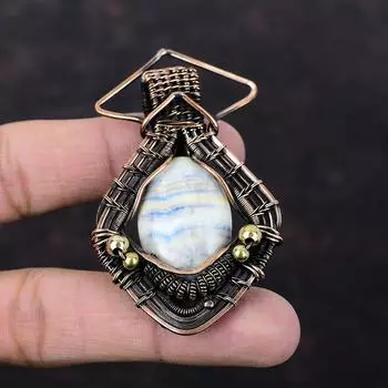 Голубой шеелитовый кулон, обернутый медной проволокой, драгоценный камень, кулон ручной работы, украшения в этническом стиле, обернутый медной проволокой, подарок для него