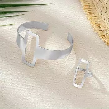 Good Women s Jewelry Square Fashion Simple Ring Bracelet Set Geometric Hollow Retro Style Gift Jewelry золотистый