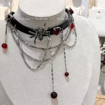 Gotham Red Spider Роскошное ожерелье-чокер с кисточками красный