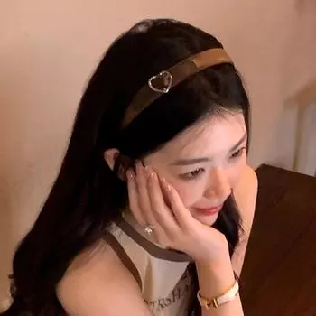 Готическая повязка на голову в виде сердца с надписью «Любовь» Женская повязка на голову в виде панк-кожи для девочек