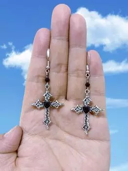 Готические черные красные серьги-кресты в форме сердца серьги-подвески для женщин серьги ювелирные аксессуары красный