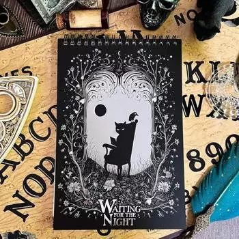 Готический стенографический блокнот для ночи с отрывными листами для темных размышлений. Блокнот-стенограф с верхним спиральным переплетом. Картонный блокнот. фиолетовый