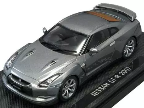 Готовый продукт Ebro NISSAN 1/43 GT-R (бронза)