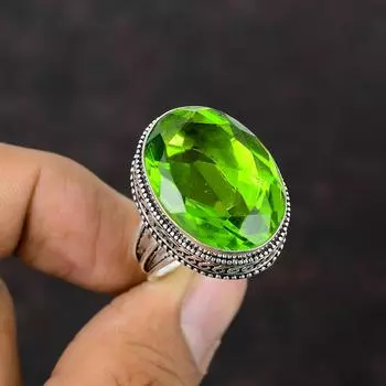 Граненое кольцо с перидотом Элегантные ювелирные изделия ручной работы Кольцо из стерлингового серебра 925 пробы Уникальное винтажное кольцо Совершенно новые ювелирные изделия из драгоценных камней доступны в размерах колец 6