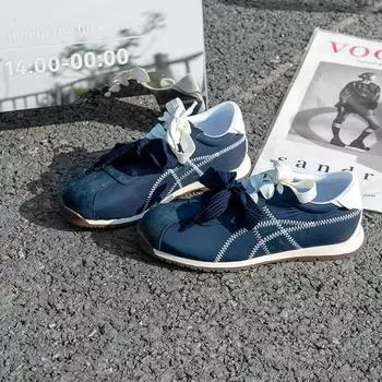 Grape mother has the same style in stock~ Casual versatile German training shoes women s new ballet style mandarin duck shoelaces new inner height 35