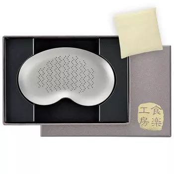 Grater Titanium Condiment Grater 87 x 53 x 5mm Made in Japan J-kitchens-bag