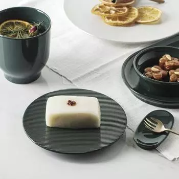 Гребень Tackaon Unique Origin №. 2 [6 цветов] Круглая передняя тарелка для десерта, набор симпатичных тарелок white