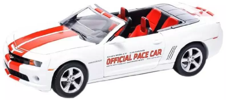 GREENLIGHT 2011 Chevrolet Camaro SS Indianapolis 500 Pace Car Chevrolet Camaro Indianapolis Pace Car 1/24scale белый