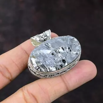 Грубый кулон из шунгита, ювелирные изделия из настоящего драгоценного камня, стерлинговое серебро 925 пробы, кулон, ювелирные изделия ручной работы, винтажный кулон, подарок для девушки, эффектные ювелирные изделия