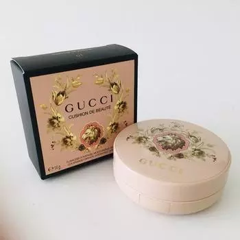 Gucci Cushion De Beaute Увлажняющая тональная основа Flawless Coverage 01 SPF22 14 г