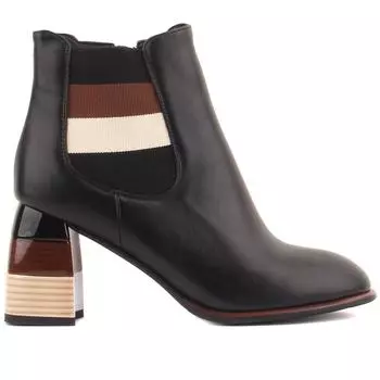 Guja - Черные женские сапоги на каблуке с молнией