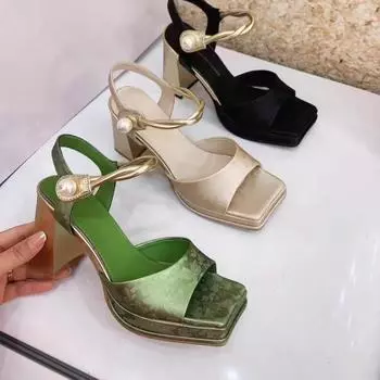 Guochao вышитое слово с сандалиями женские 2024 новые модные темпераментные туфли на высоком каблуке с юбкой банкетные туфли прилив 34 зелёный