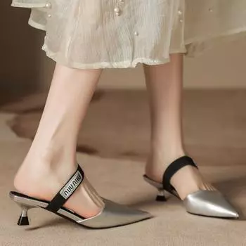 H113-2 Xiaoxiangfeng летние босоножки на низком каблуке женские серебристые босоножки на высоком каблуке с полукруглой головкой и пустыми туфлями женские 35 чёрный