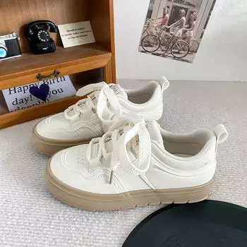 H1378 autumn leather surface explosion little white shoes women s shoes student versatile niche 2024 new lightweight flat baseplate shoes 35