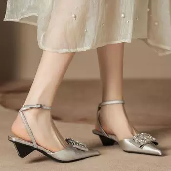 H683-1 Silver high-heeled sandals half-bag head empty women s shoes special heel large rhinestone buckle pointed shoes children 34 чёрный