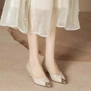 H698-27 color matching high heels femininity pointed head 5CM short heel spring women s shoes daily small fragrant wind light mouth single shoes 34 чёрный
