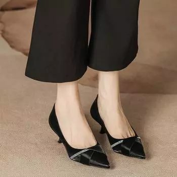 H698-29 Internet celebrity host shoes low heels high heels women s shiny one-word diamond belt temperament light luxury women s shoes on the new 34 чёрный