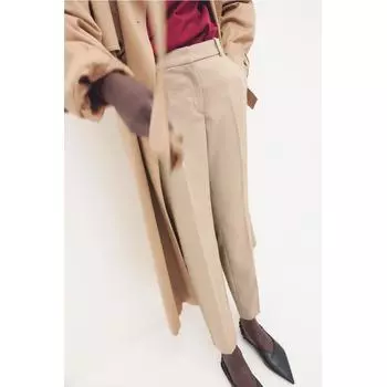 H M cigarette trousers beige