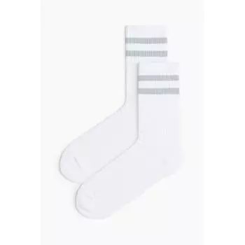H M socks white sage green