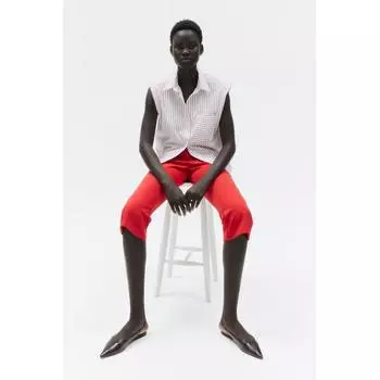 H M Tailored Capri highlights bright red