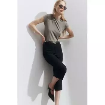 H M Tailored Capri trousers black