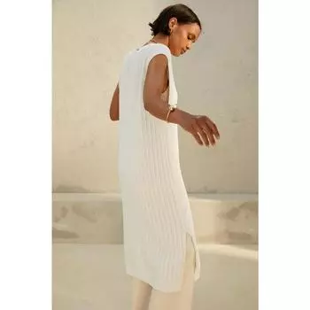 H&M трикотажное платье-пуантель кремового цвета 1013892001