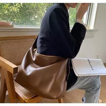 Half Moon Small Shoulder Underarm Bags for Ladies Vintage Crossbody Bag PU Leather Underarm