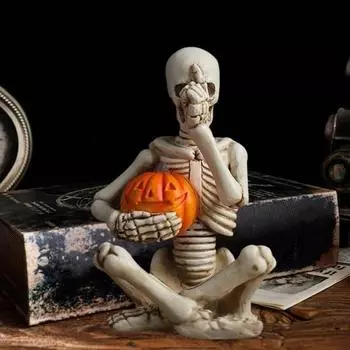 Хэллоуин Скелет, держащий тыкву, жуткая сидящая скульптура из смолы, череп, скульптура для дома