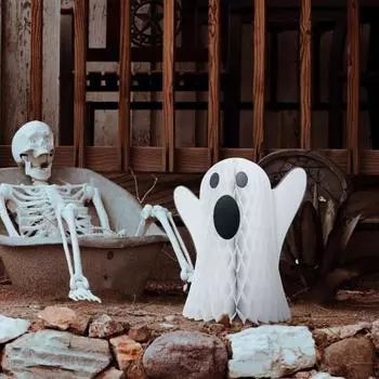 Хэллоуин Сотовый шар Призрак Украшение Жуткая бумага Белый Призрак Настольный центральный элемент Праздничная вечеринка Призрак Настольный орнамент белый