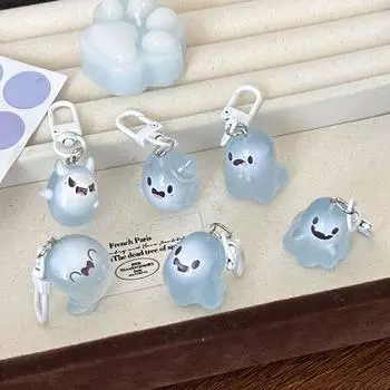 Halloween Jelly Ghost Keychain Bag Pendant Resin Keychain Cute Luminous Keychain Gift Style A
