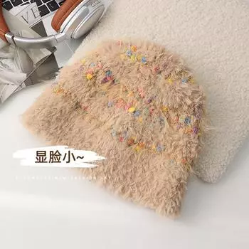 Hand crocheted plush hat female 2024 winter furry warm face small knitted hat bucket hat One size (suitable for 56-59cm head circumference) белый