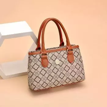Handbag Female 2025 New Arrival Fashion Middle-Aged Mother Bag Soft Leather Female Bag Mother-in-Law Grandma Shopping Small Handbags Light Color Cloud Pattern Small Bag Tote