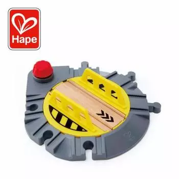 Hape E3723 Поворотный столик 19 x 4,6 x 18 см, возраст от 3 лет, деревянная игрушка