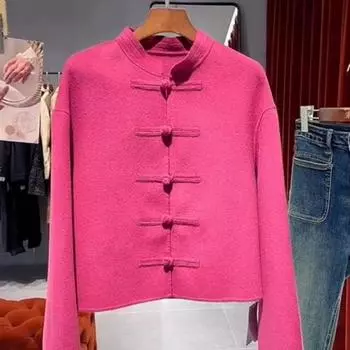 Характер кардигана — современный и легкий, а шерстяной топ розово-красного цвета — новинка для женщин на осень и зиму. L