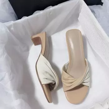 Harly fairy wind~ крутые тапочки женская верхняя одежда лето 2025 новые модные босоножки на среднем каблуке 35 чёрный