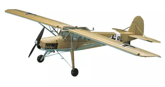 Hasegawa German Air Force Fi156C Storch Plastic Model ST8 1/32