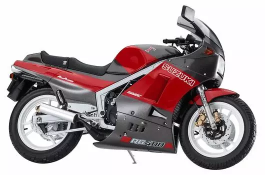 Hasegawa Suzuki RG400 Gamma Late Model Пластиковая модель 21728 1/12 красный