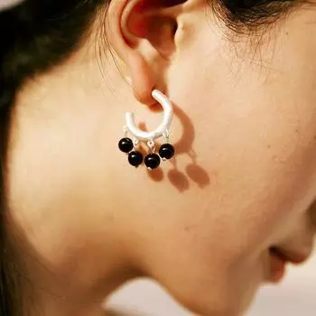HDE fruit cluster series wooden beads fruit stud earrings female acacia red beans black agate wooden beads fashion versatile retro jewelry